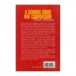 A genoux sous une couverture  